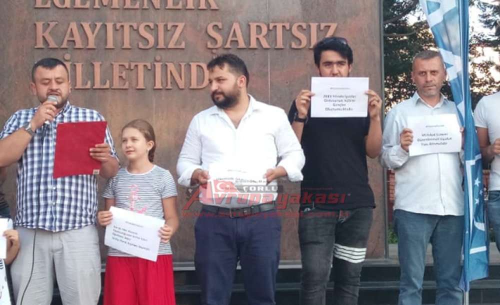 Saadet Partisi Gençler İçin Alanlara Çıktı 