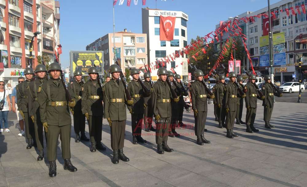 Çorlu'da Zafer Bayramı Coşkusu Yaşandı 