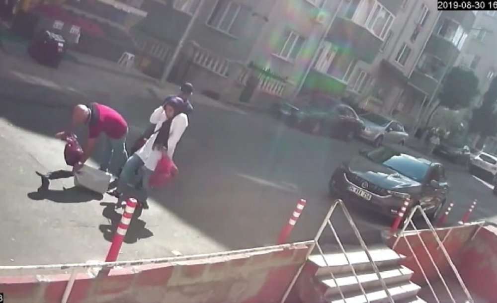 Sokak Ortasında Silahlı Saldırı: 1 Ölü  