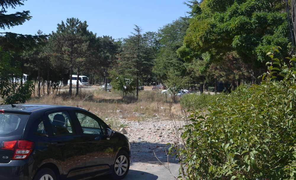 Millet Bahçesi Olacaktı Otopark Oldu 