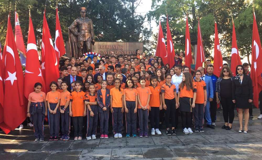 İlköğretim Haftası Renkli Görüntülere Sahne Oldu 