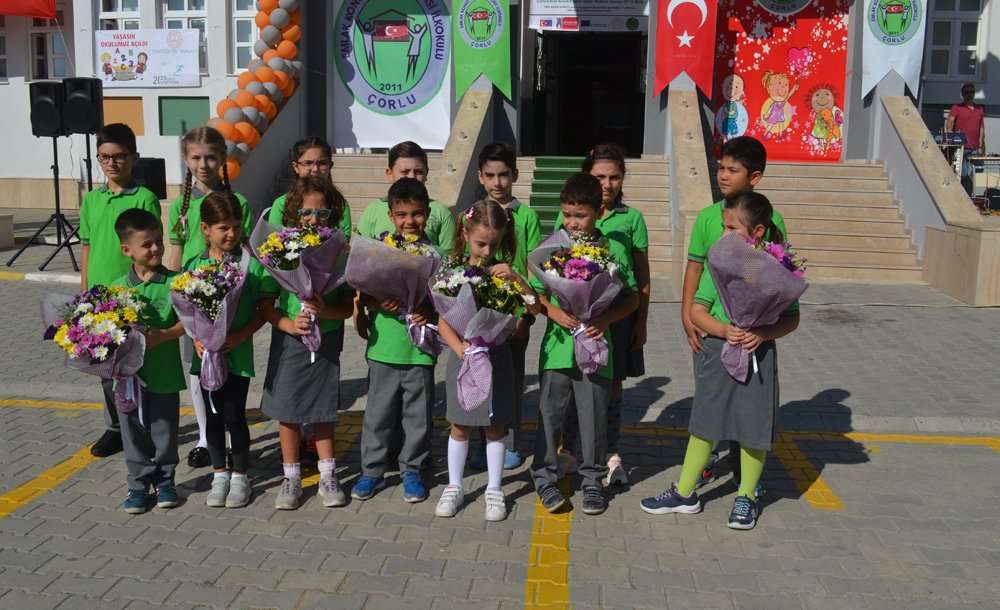 İlköğretim Haftası Renkli Görüntülere Sahne Oldu 