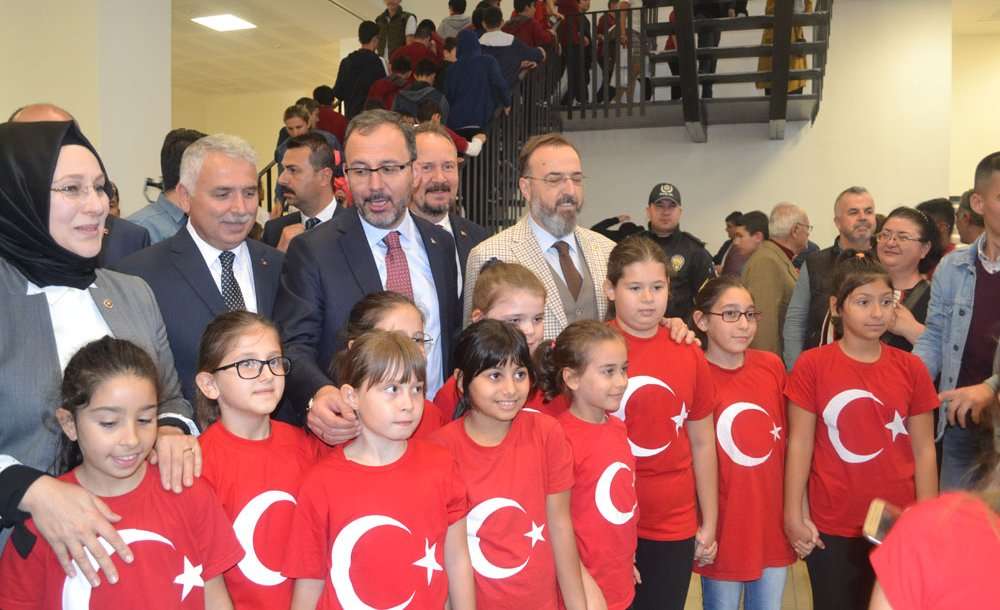 “Bu Tesis Gece Gündüz Gençlerimizin Hizmetinde Olacak” 