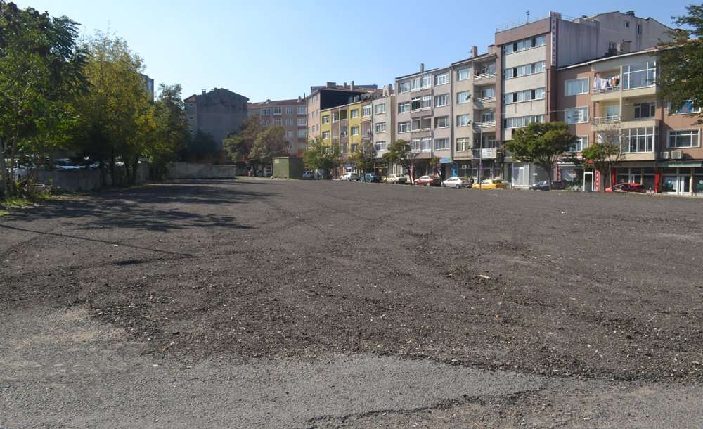 Alanın Geçici Otopark Olması İsteniyor 
