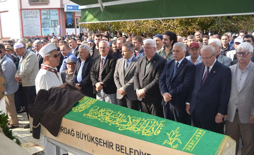Rasim Yüksel'in Babası Son Yolculuğuna Uğurlandı 