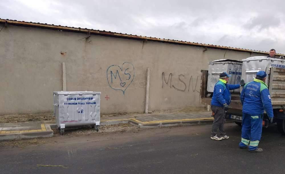 Orhan Kemal Caddesi'nde Temizlik Çalışması Yapıldı 