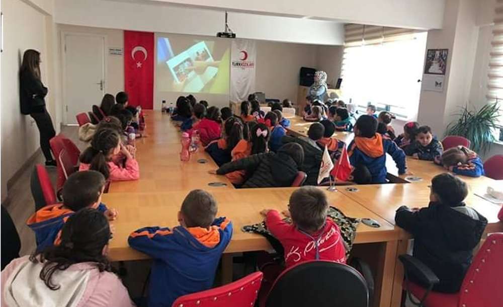 Çorlu Kızılay, Kızılay Haftasında Farkındalık Yarattı 