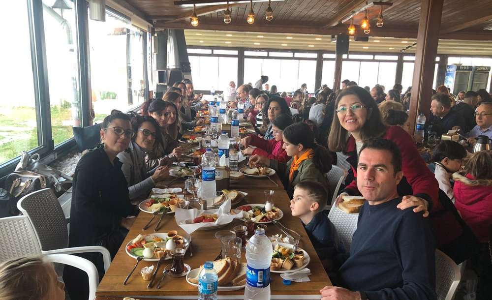 Öğretmenler Gününde Atatürk Vurgusu Öne Çıktı 