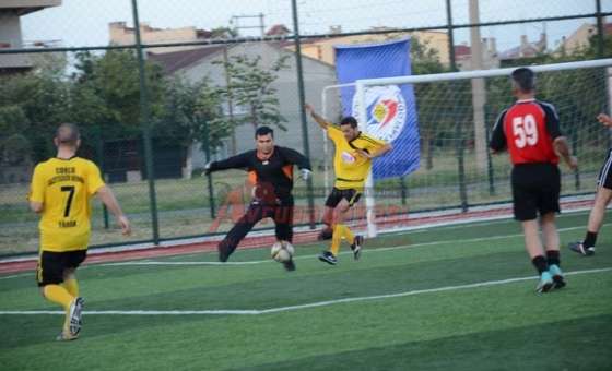 Bahar Turnuvasında Yarı Finalin Kazananları Jandarma Ve Emniyet Oldu