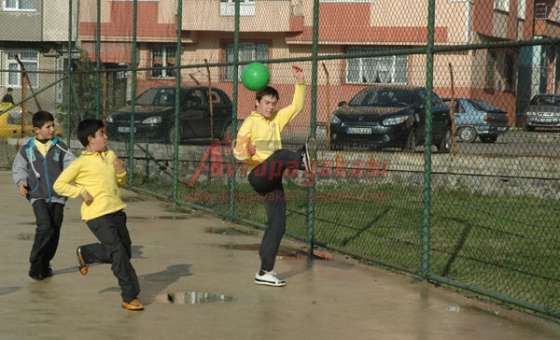 Semt Sahaları 3. Yılına Girdi  
