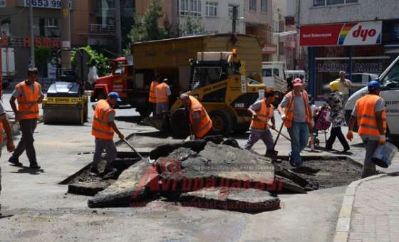 Yollara Asfalt Ve Yama