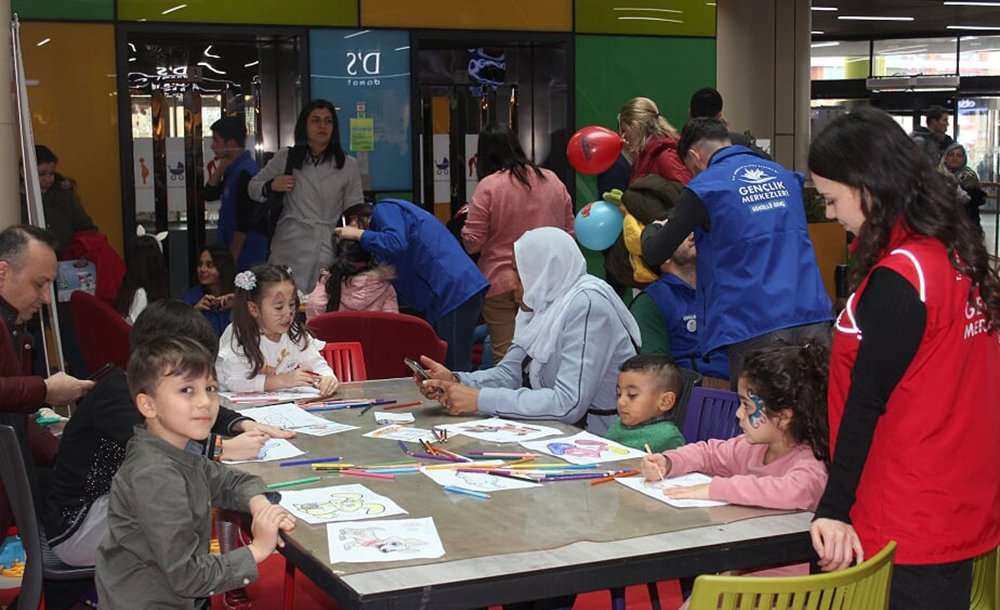 Gençlik Merkezi Farklı Bir Çalışmaya İmza Attı 