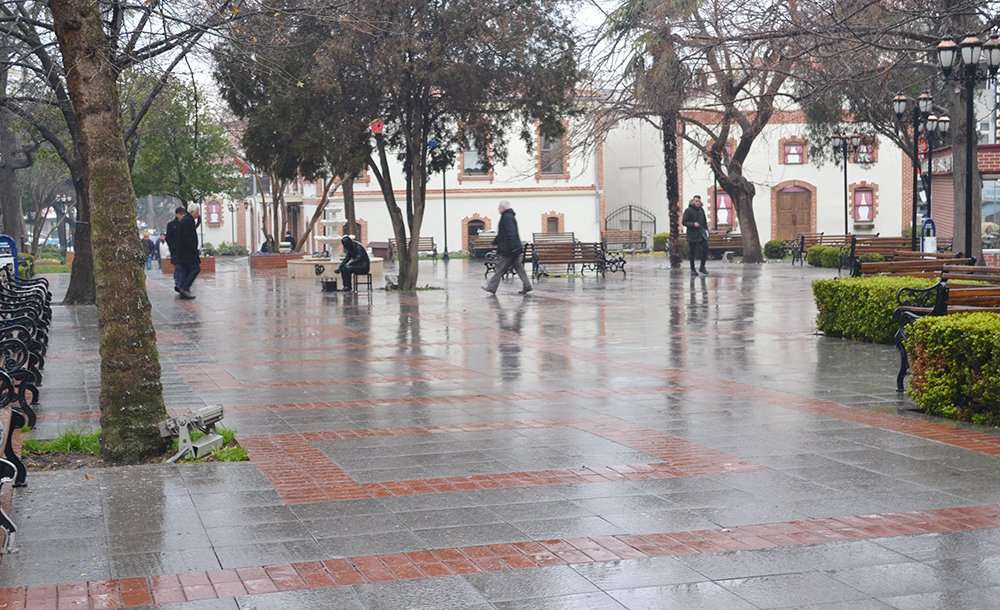 Yağışlar Perşembe Gününe Kadar Devam Edecek 