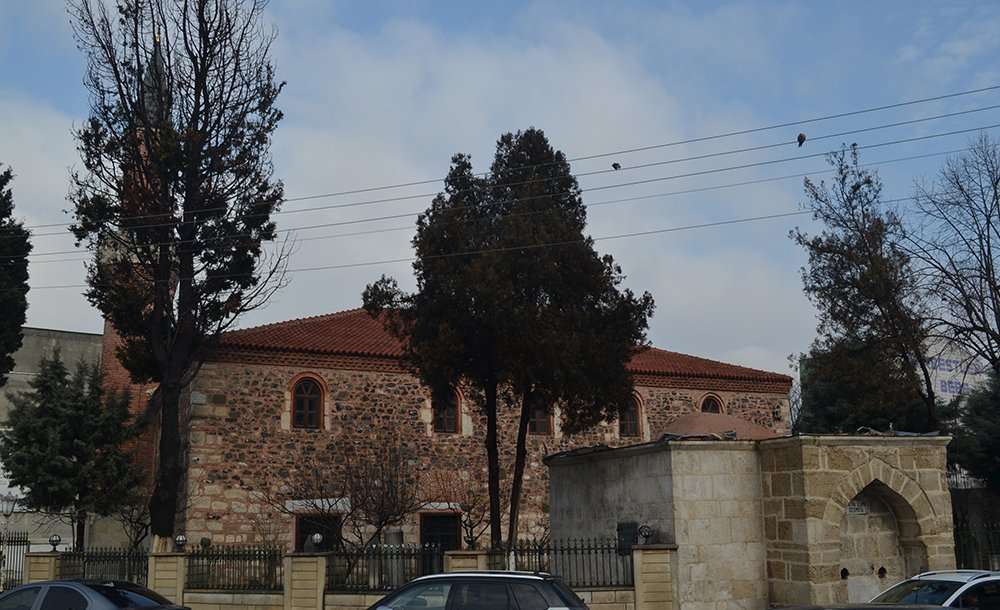 Tarihi Cami Aylardır Yapılmayı Bekliyor  