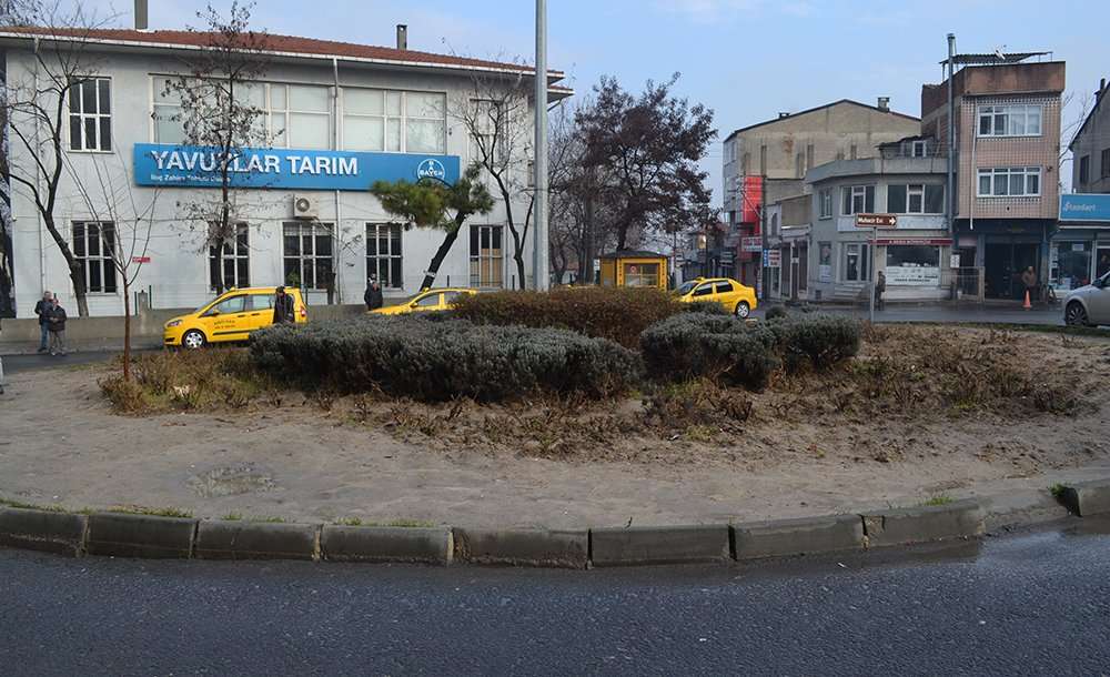 Saray Caddesi Esnafı Dertli