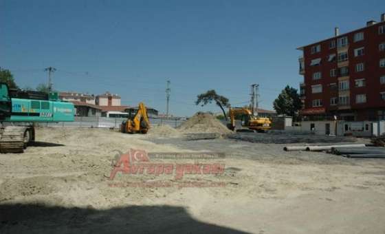 Kapalı Otopark Yapımı Sürüyor