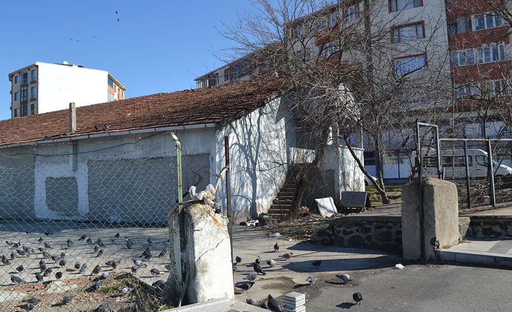 Bina Da Uyuşturucu Kol Geziyor 