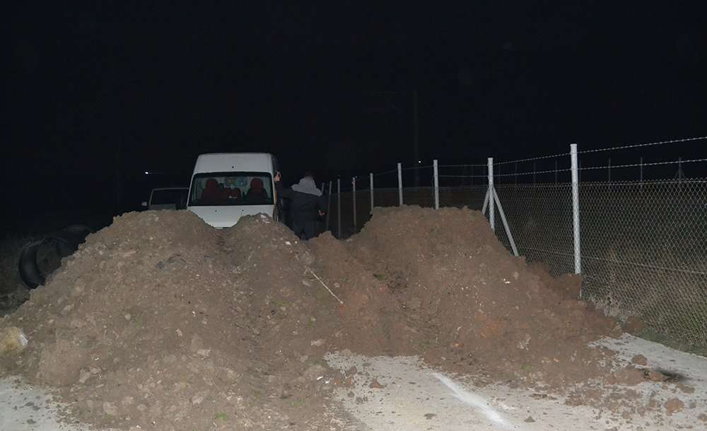 Yol Kapatılınca Mahsur Kaldılar 