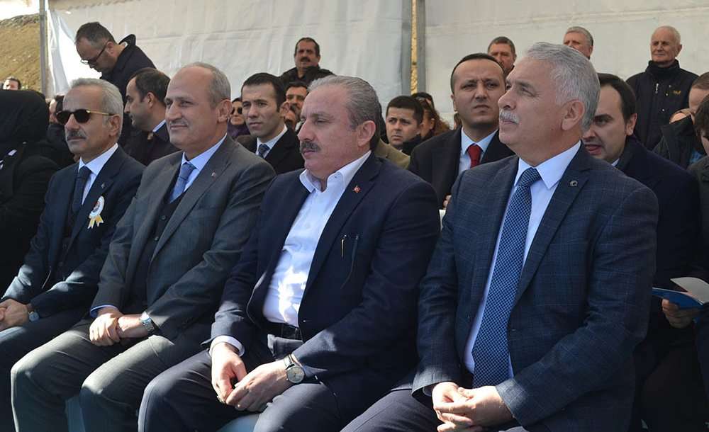 “Biz Çalışmaya Memur Ve Mecburuz”
