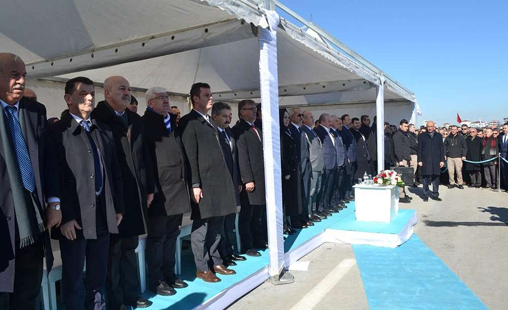 “Biz Çalışmaya Memur Ve Mecburuz”