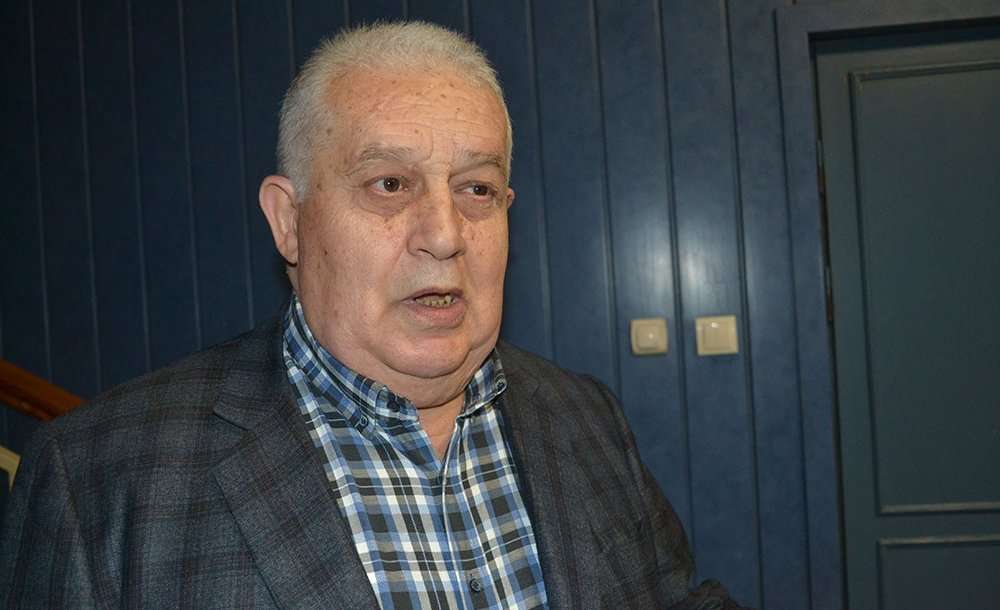 Yavuz, Baltayı Yine Taşa Vurdu 