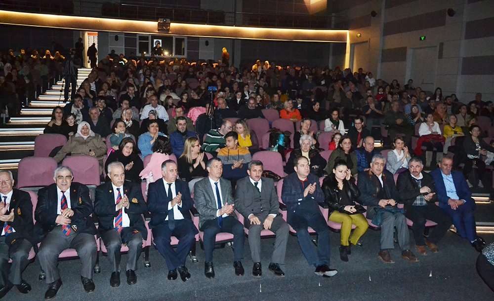 Konserin Geliri Deprem Bölgesi'ne Gönderildi 