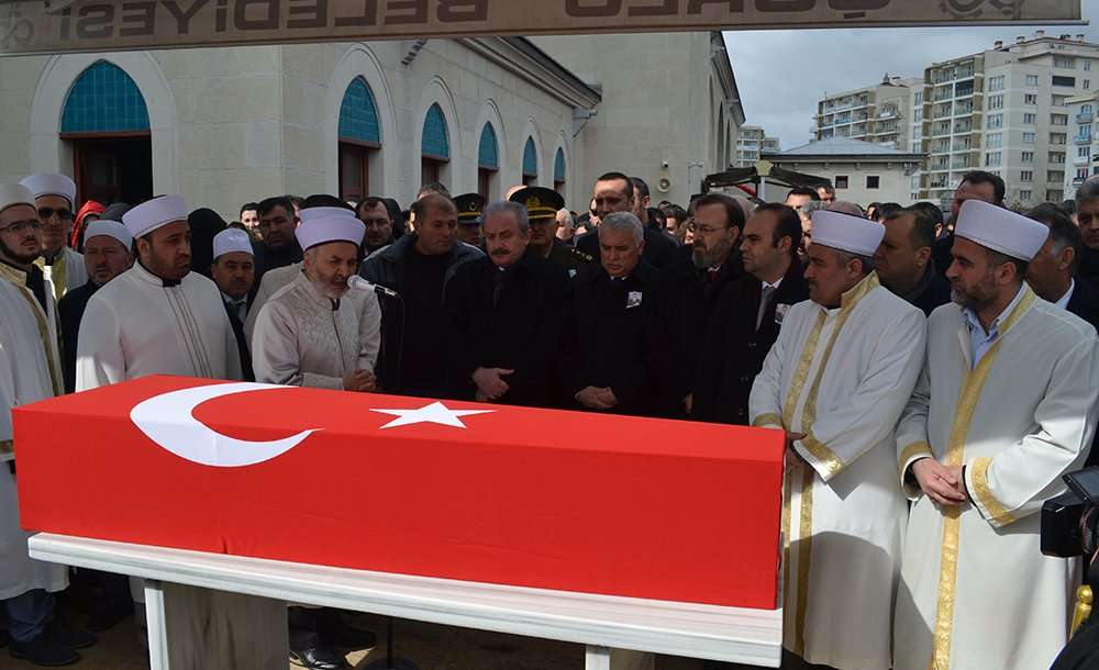 Kahramanlar Son Yolculuğuna Uğurlandı 