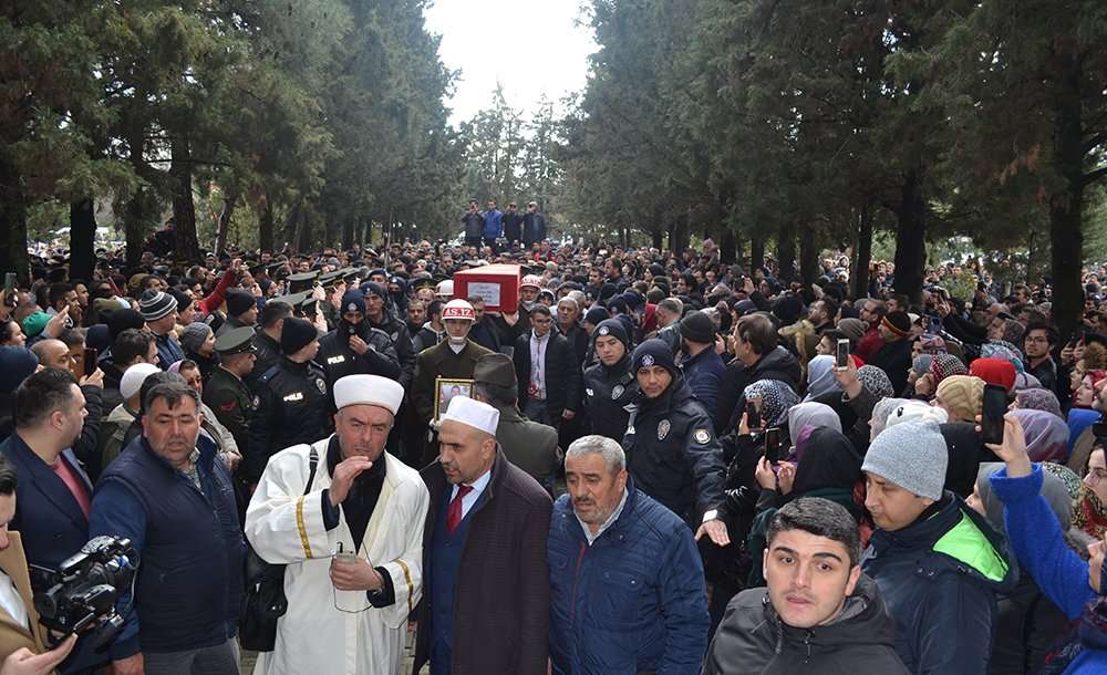 Kahramanlar Son Yolculuğuna Uğurlandı 