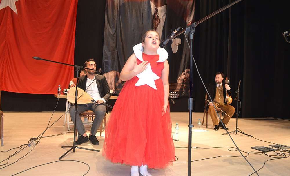 Chp Gençlik Kolları İstiklal Marşı'nın Kabulünü Unutmadı 
