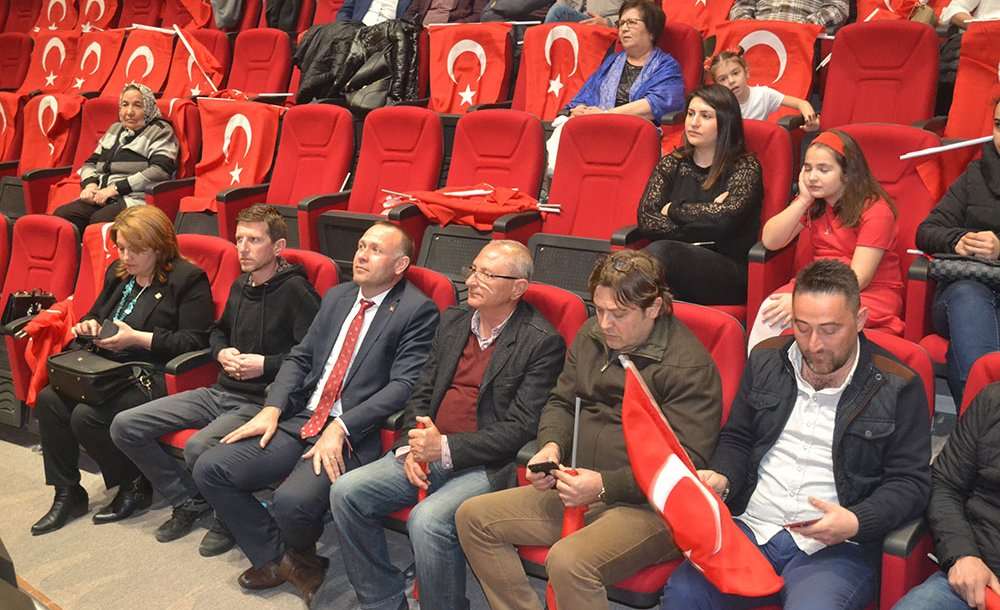 Chp Gençlik Kolları İstiklal Marşı'nın Kabulünü Unutmadı 