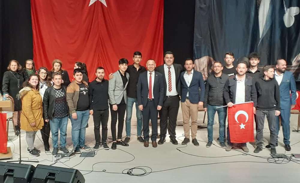 Chp Gençlik Kolları İstiklal Marşı'nın Kabulünü Unutmadı 