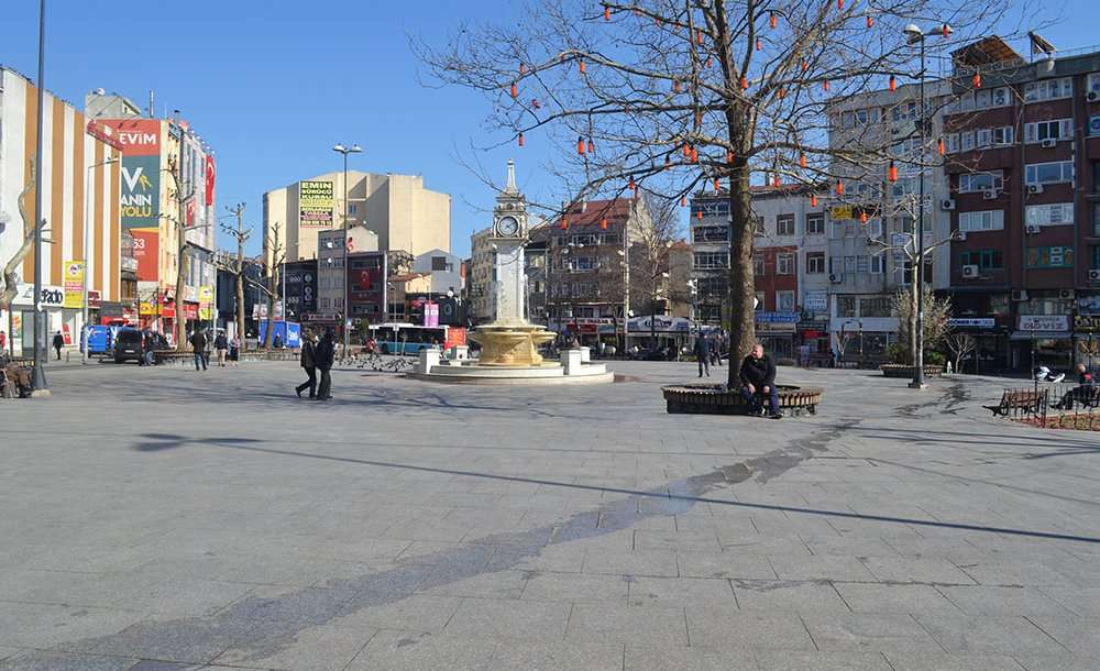 Bazı Yaşlı Vatandaşlar Uyarıları Dikkate Almıyor