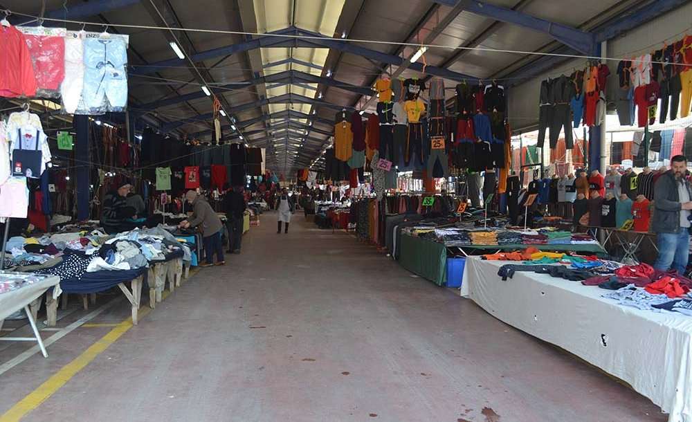Pazar Yerleri'nde Virüse Karşı Önlemler Artırılıyor