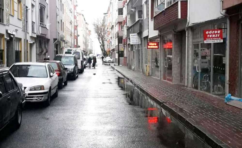 Bir Alkışta Temizlik Görevlilerine 