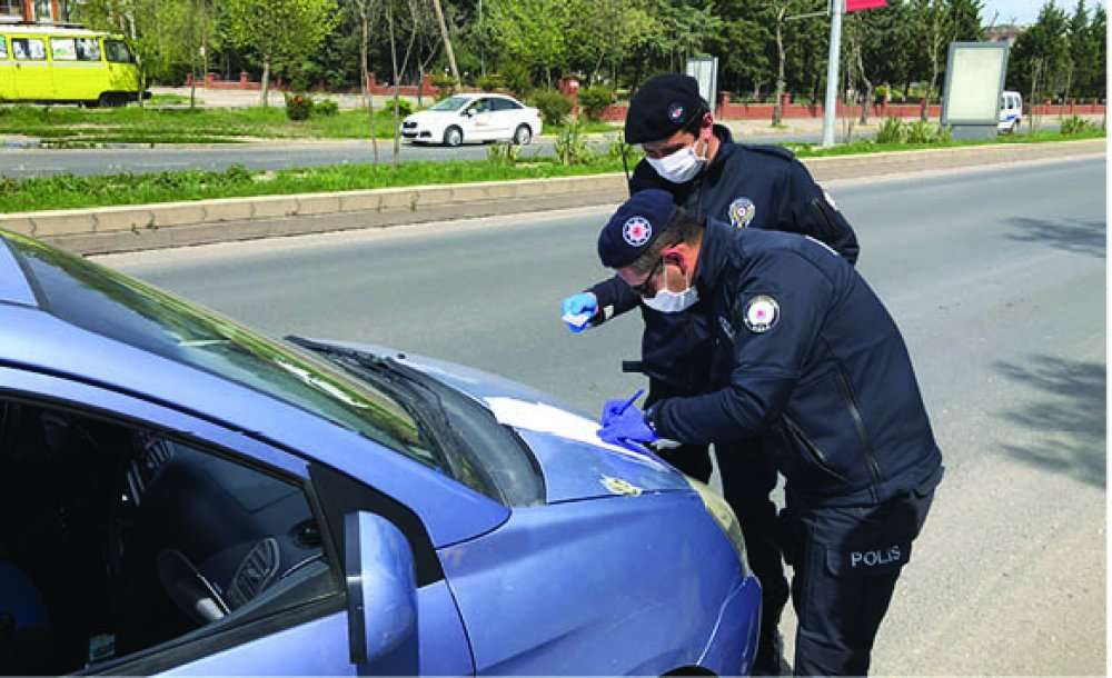 Sokağa Çıkma Yasağına Uymayanlara Ceza Kesildi 