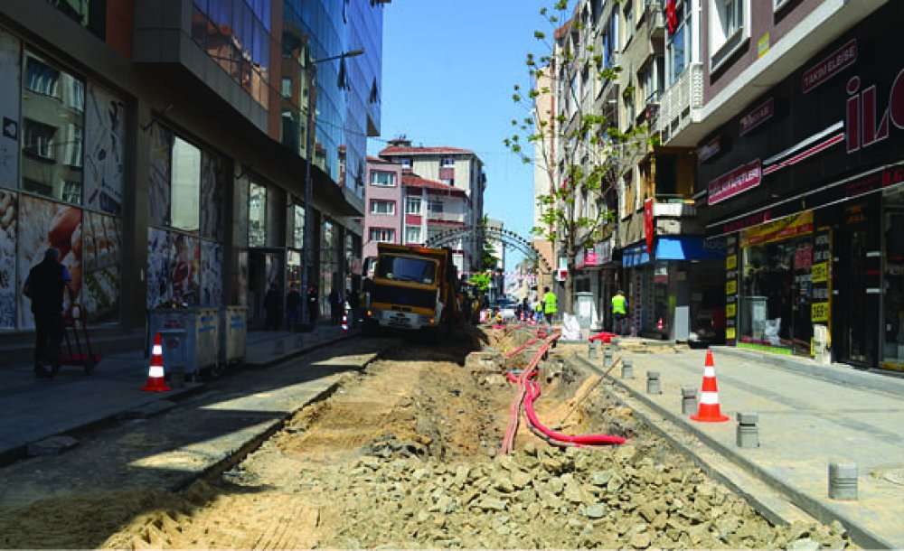 Kumyol Caddesi'nde Çalışmalar Uzadı 