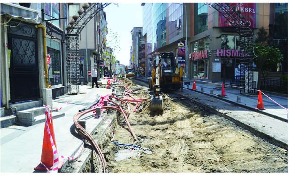 Kumyol Caddesi'nde Çalışmalar Uzadı 