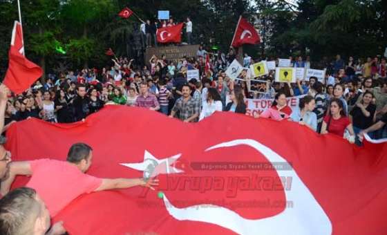 Çorlu'da Eylem Devam Ediyor