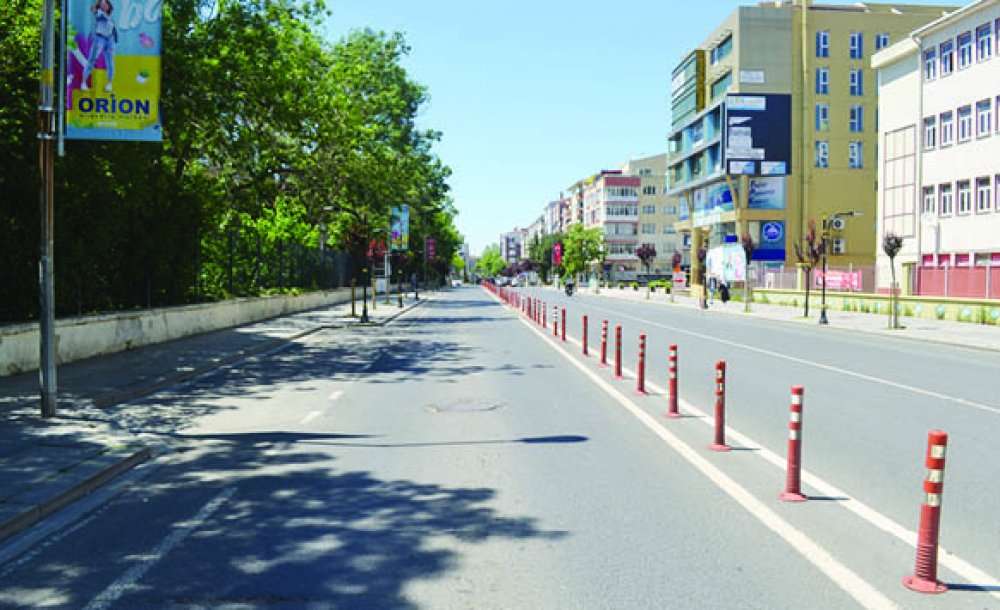 Vatandaşlar Ramazan Bayramını Evlerinde Geçirdi 
