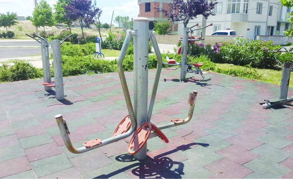 Parklara Sürekli Zarar Veriliyor