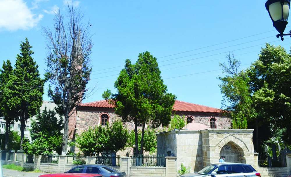 Tarihi Cami Bu Görüntüyü Hak Etmiyor 