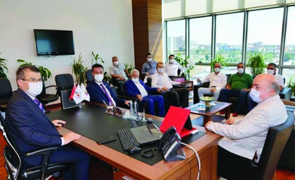 Chp'den Ticaret Odası Ve Tarım Fuarına Ziyaret 