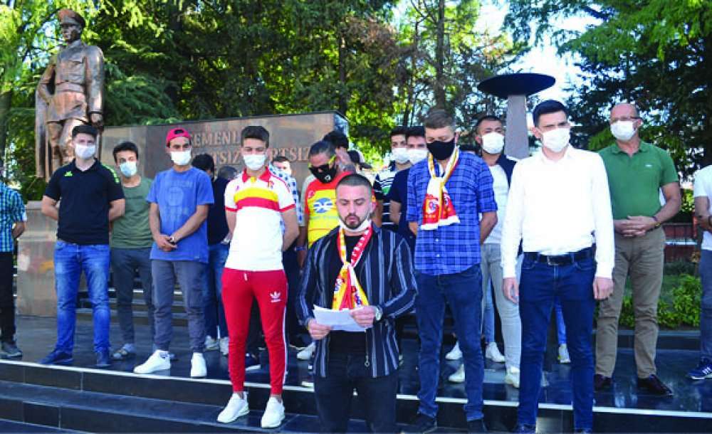 Taraftarlar Haksızlığa Karşı Tepki Gösterdi 