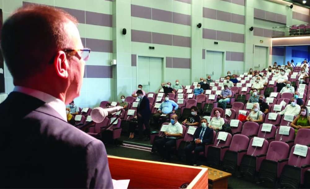 Kaymakam Sarılı, Okul Müdürleriyle Bir Araya Geldi 
