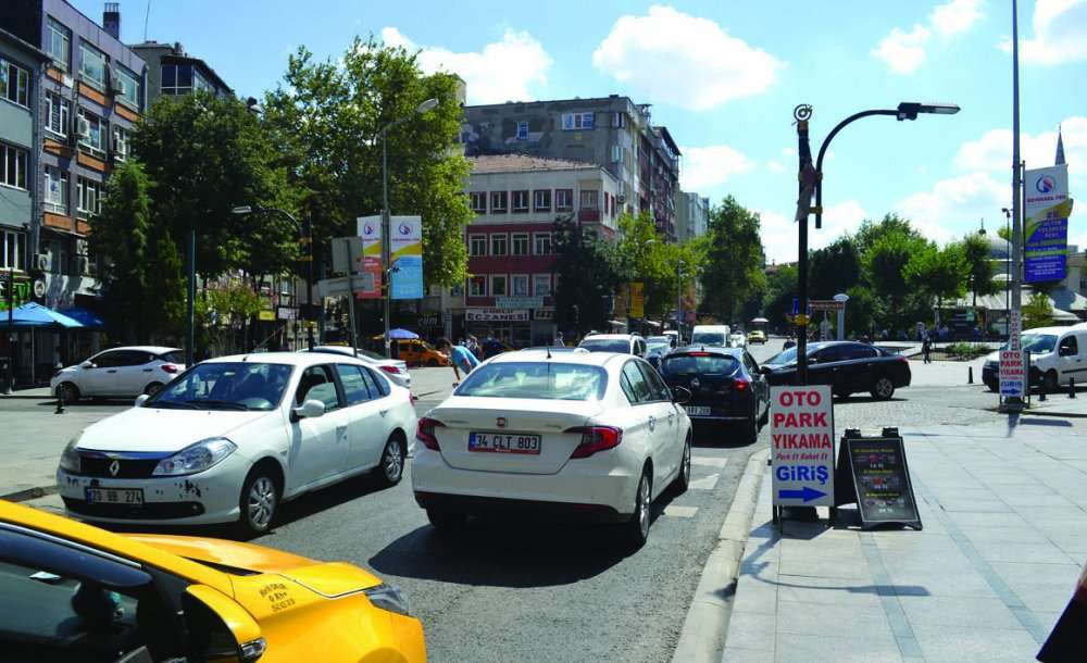 Trafik Sorunu Bir Türlü Çözülemiyor 