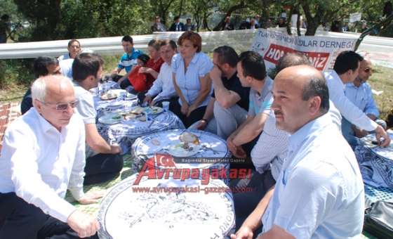 Tümkasder`den Toplu Sünnet Ve Piknik Şöleni