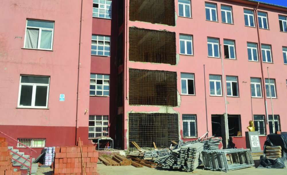 Güçlendirme Çalışmaları Sürüyor 