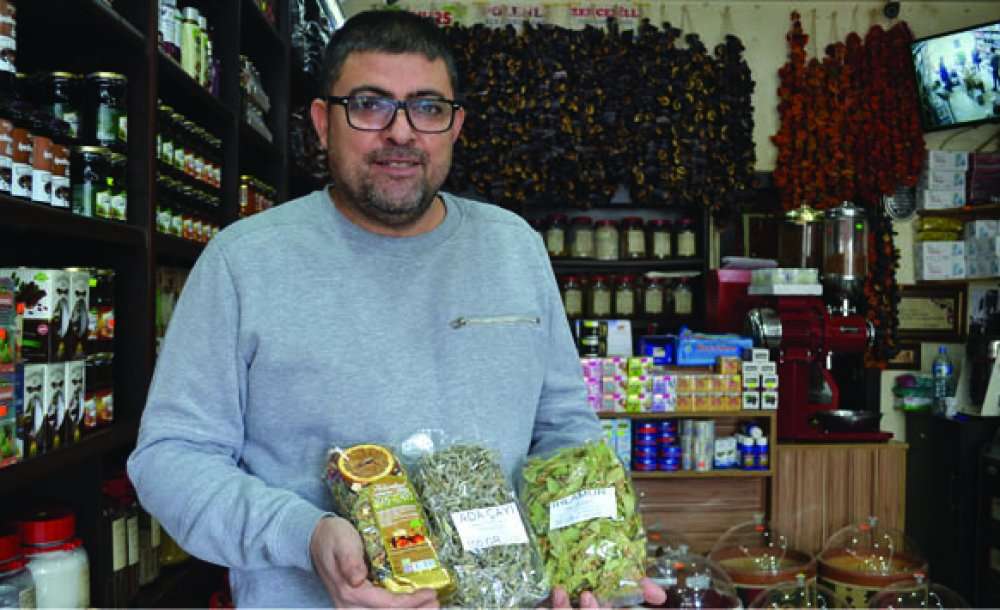 Havalar Soğudu Bitki Çayları Tezgâhta Yerini Aldı 