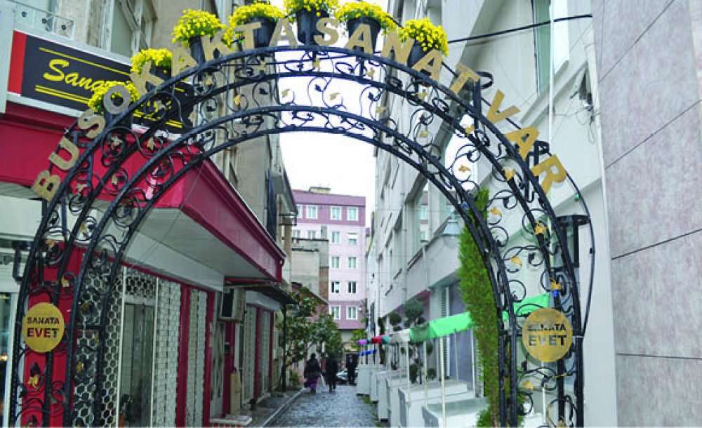 Havalar Soğudu, Sanat Sokağı'nda Hayat Durdu 