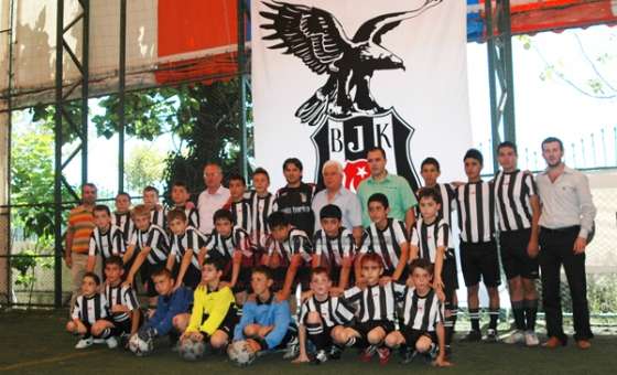 Beşiktaşlılar Derneği Futbol Okulu Kayıtlarına Başladı